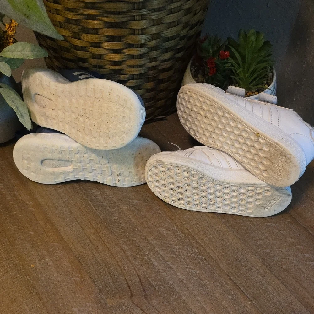 Adidas Kids Blue and White Sneakers - Picture 4 of 5